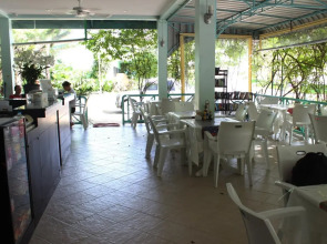 Baantonsai Garden Resort (SHA Extra Plus)