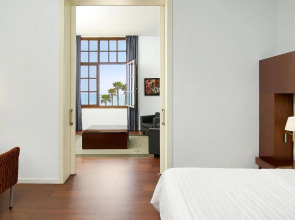 Le Meridien Ra Beach Hotel & Spa