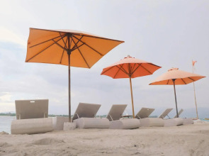 Laguna Gili Beach Resort