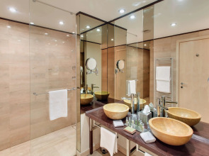 DoubleTree by Hilton Cluj – City Plaza