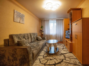 Апартаменты на улице Октябрьской Революции 38