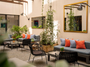 Отель INNSIDE by Melia Prague Old Town