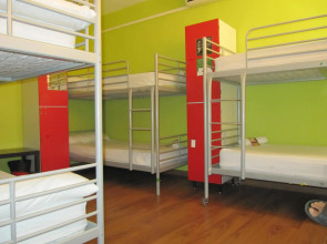 Onefam Les Corts Hostel