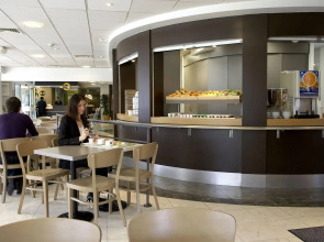 B&B HOTEL Paris Malakoff Parc des Expositions