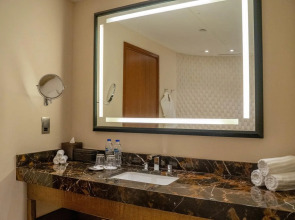 VOGO Abu Dhabi Golf Resort & Spa