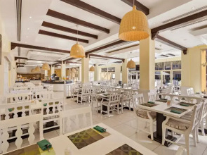 Al Hamra Village Hotel