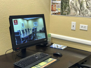 Clarion Inn Near China Lake Naval Station