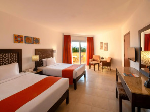 Wadi Lahmy Azur Resort