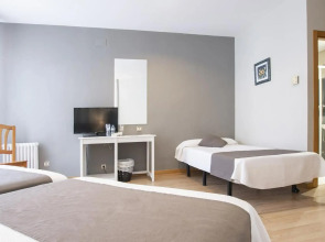 Hotel Isabel de Segura