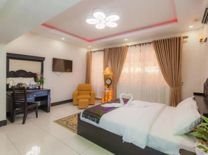 Seventh Heaven Hotel and High Bar