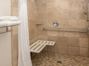 Holiday Inn Portland - Columbia Riverfront by IHG