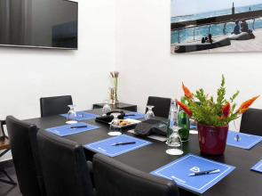 PLAY Seaport Suite Hotel TLV