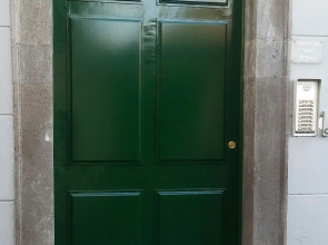 Travellers Pearl by Story Tellers