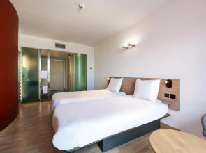 B&B Hotel Lully 3 Lakes