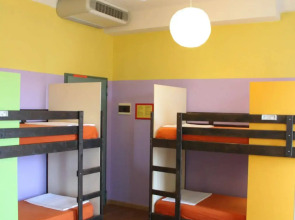 Jammin' Hostel & Bar