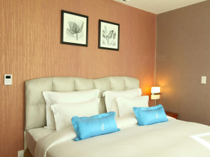 Blue Sky Hotel & Tower