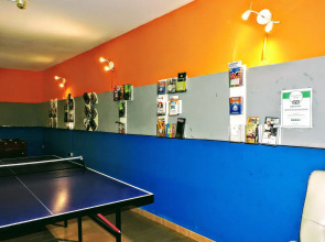 Onefam Les Corts Hostel