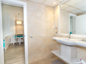 Eix Lagotel Holiday Resort