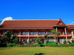 Lanta Casuarina Beach Resort