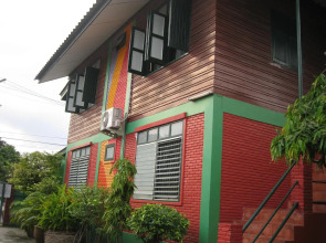 San Sook Place Guest House