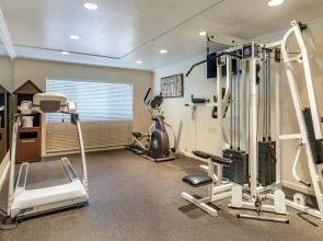 Best Western Plus Garden Court Inn