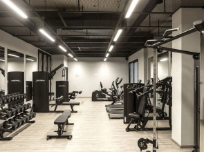 Anemi Hotel & Suites