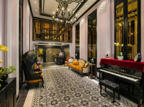 Lavender Central Hotel & Spa