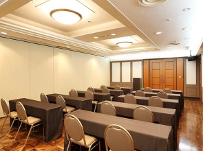 Отель Osaka Tokyu Rei