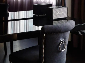 Roomers Frankfurt Central, Autograph Collection