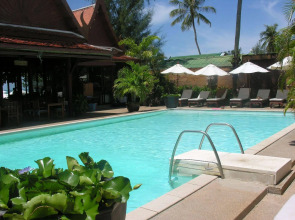 White House Beach Resort And Spa