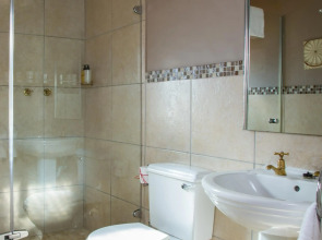 Summit Place Guest House