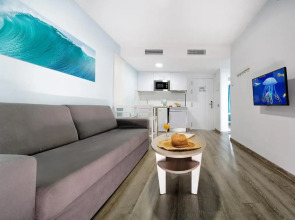 Apartamentos Blue Star