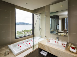 Alana Nha Trang Beach Hotel