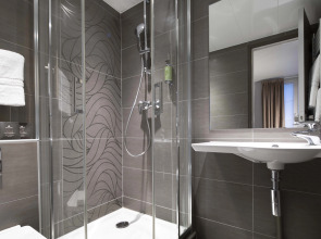 Hôtel Eiffel Saint Charles