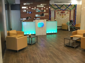 Everest International Hotel