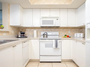 DoubleTree Resort & Spa by Hilton Ocean Point-N. Miami Beach