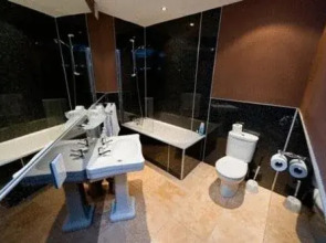 Number 44 Hotel & Bar