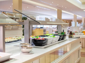 Отель Hipotels Barrosa Garden