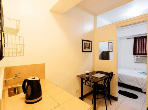 OYO 859 City Stay Inns Pasong Tamo (Vaccinated Staff)