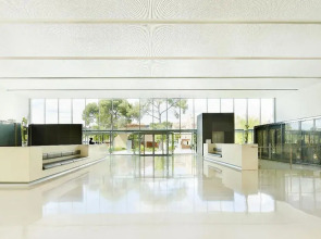 Le Meridien Ra Beach Hotel & Spa