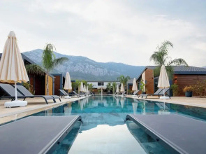 Rota Kilidonia Karaöz Suites&Villas