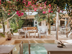 LunArena Barefoot Comfort