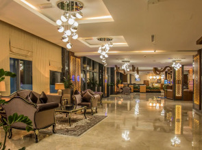 Golden Tulip Headington Ruwi