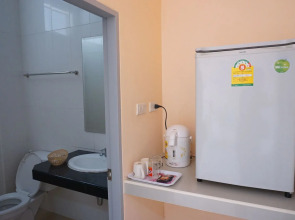 Jirasin Hotel & Apartment