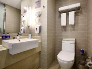 Отель Holiday Inn Express Langfang Park View