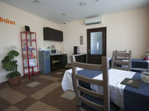 Антис Хаус Юнин