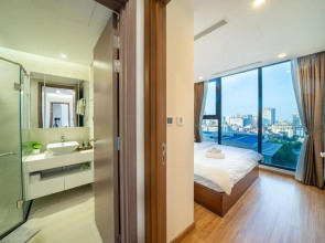 BOM HOMES- VINHOMES METROPOLIS-Service Apartment