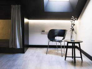 Sputnik Hostel & Personal Space