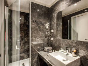 Отель 55 Fifty-Five