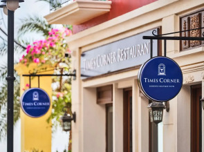 Times Corner Sorrento Boutique Hotel